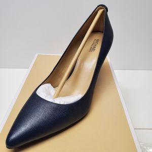 MK Flex Mid Pump Leather heels 👠